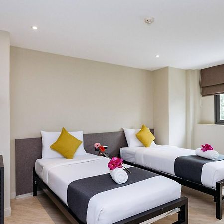 Hotel Lucky House Khaosan Bangkok Exterior foto
