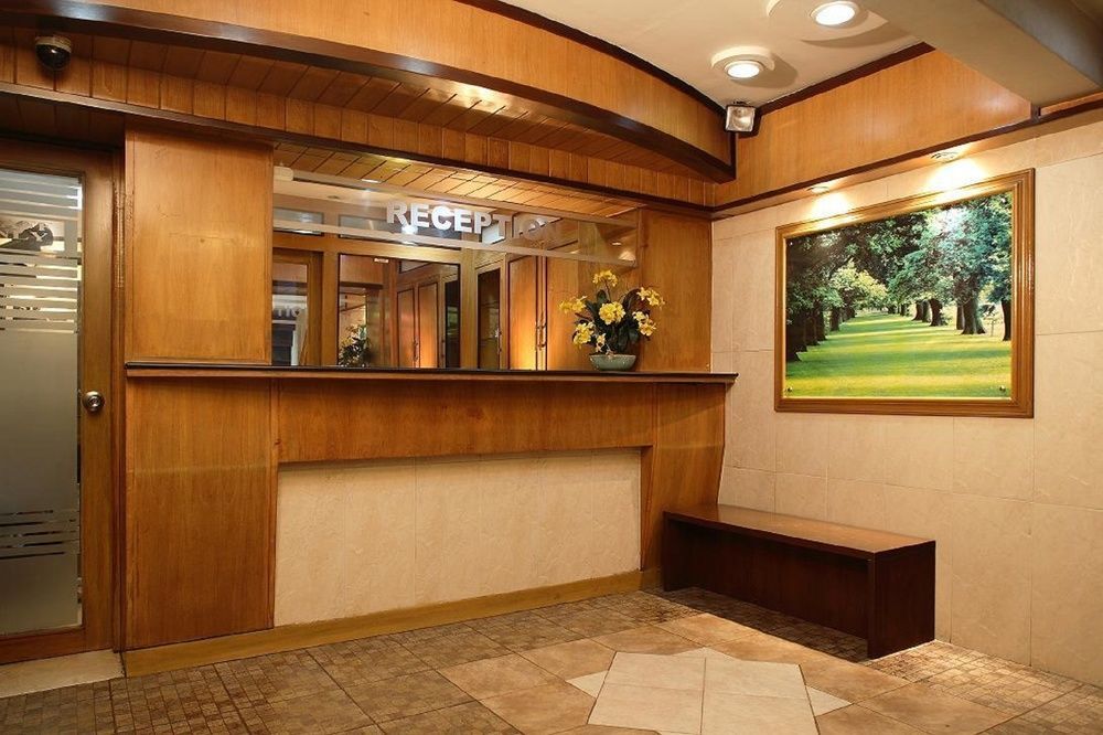 Hotel Lucky House Khaosan Bangkok Exterior foto