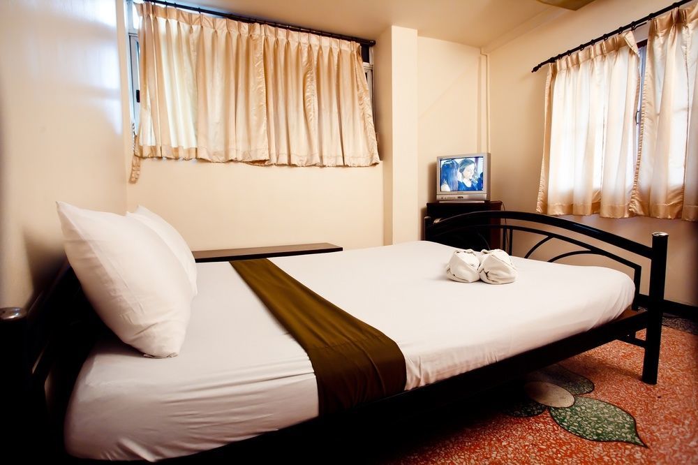 Hotel Lucky House Khaosan Bangkok Exterior foto